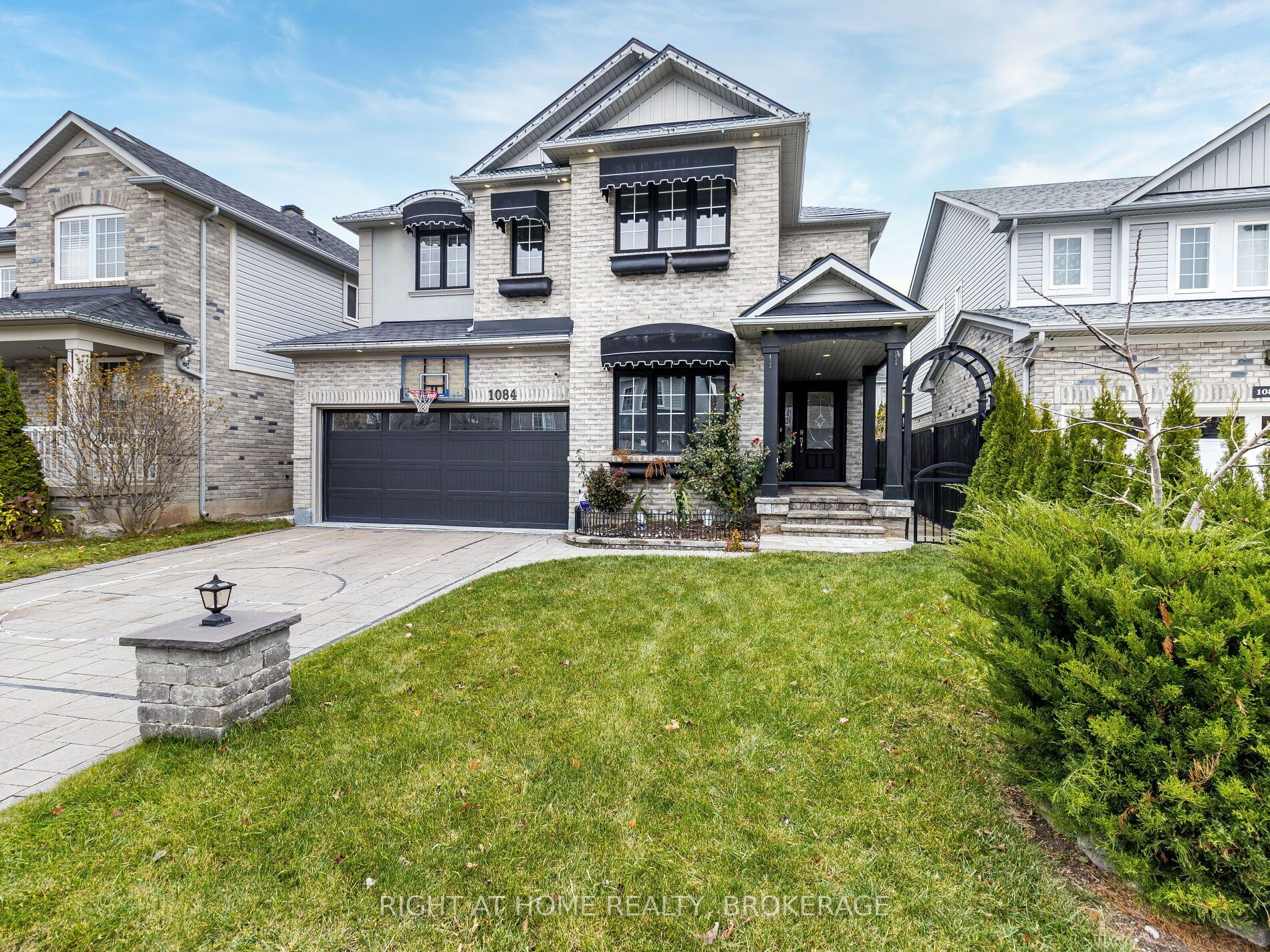 1084 Holdsworth Cres, Milton, Ontario, Coates