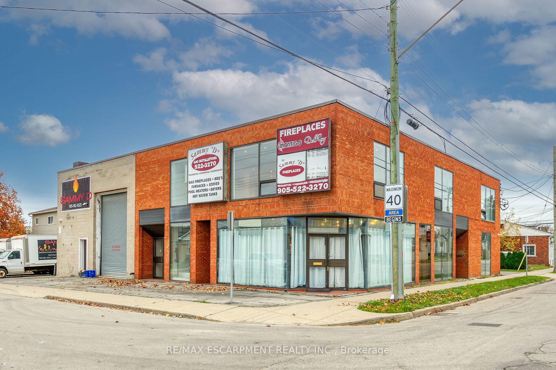 1645 Main St E, Hamilton, Ontario, Crown Point