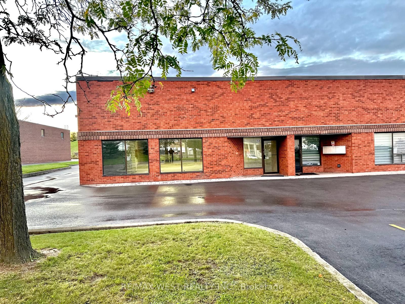 38 Automatic Rd, Brampton, Ontario, Gore Industrial North