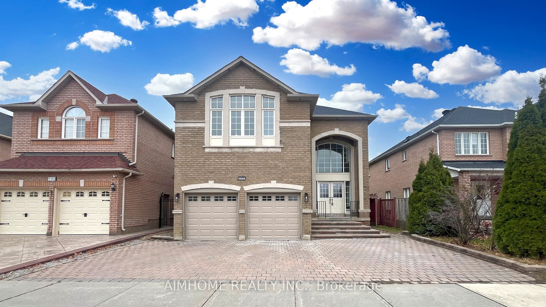 592 Highglen Ave, Markham, Ontario, Middlefield