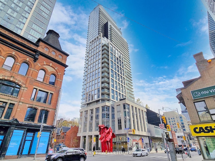 1 Gloucester St, Toronto, Ontario, Church-Yonge Corridor