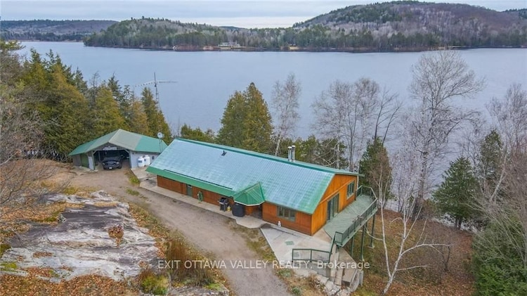 336 WILTOM Dr, Madawaska Valley, Ontario, 570 - Madawaska Valley