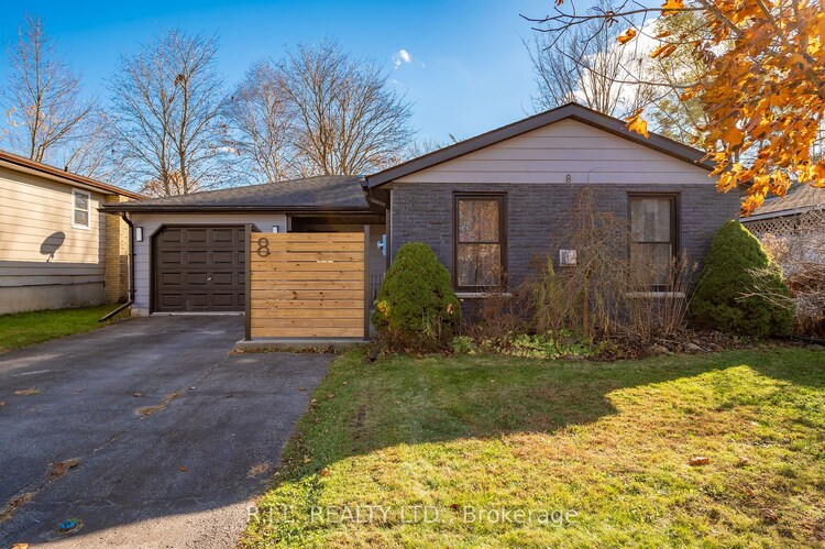 8 Coyle Cres, Smith-Ennismore-Lakefield, Ontario, Lakefield