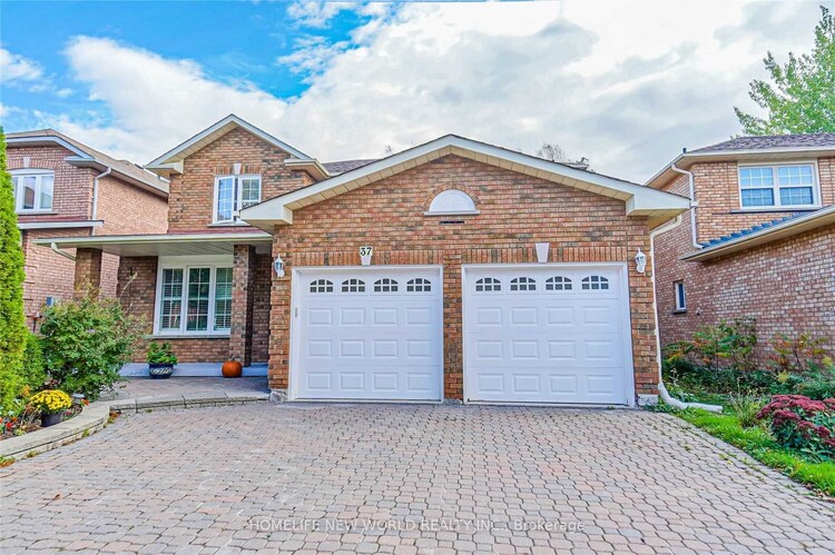 37 Brookwood Dr, Richmond Hill, Ontario, Devonsleigh