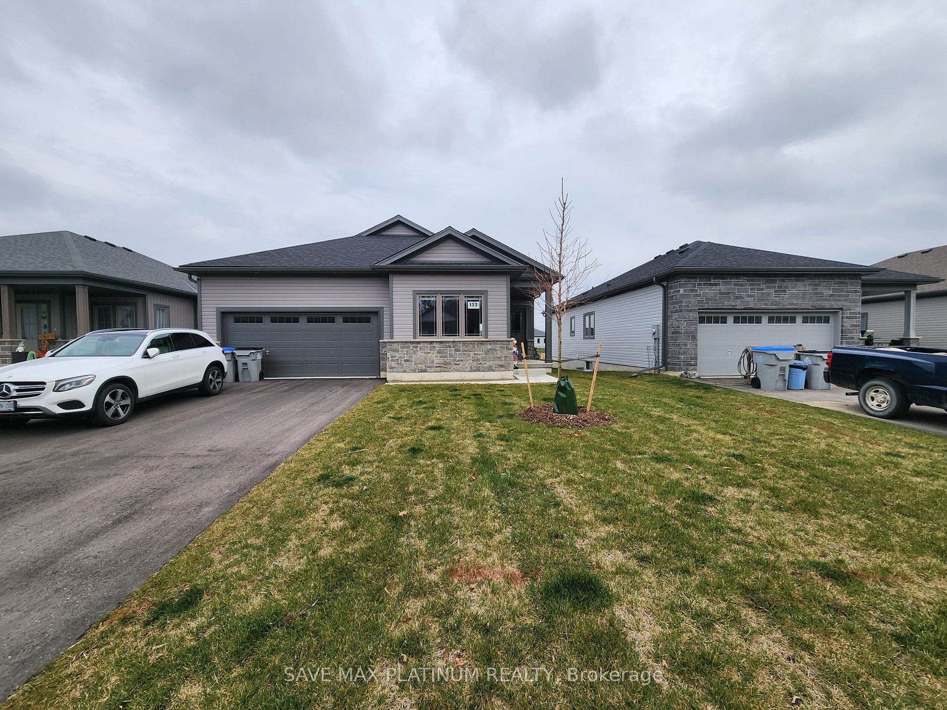 133 Ellen St S, North Perth, Ontario, 