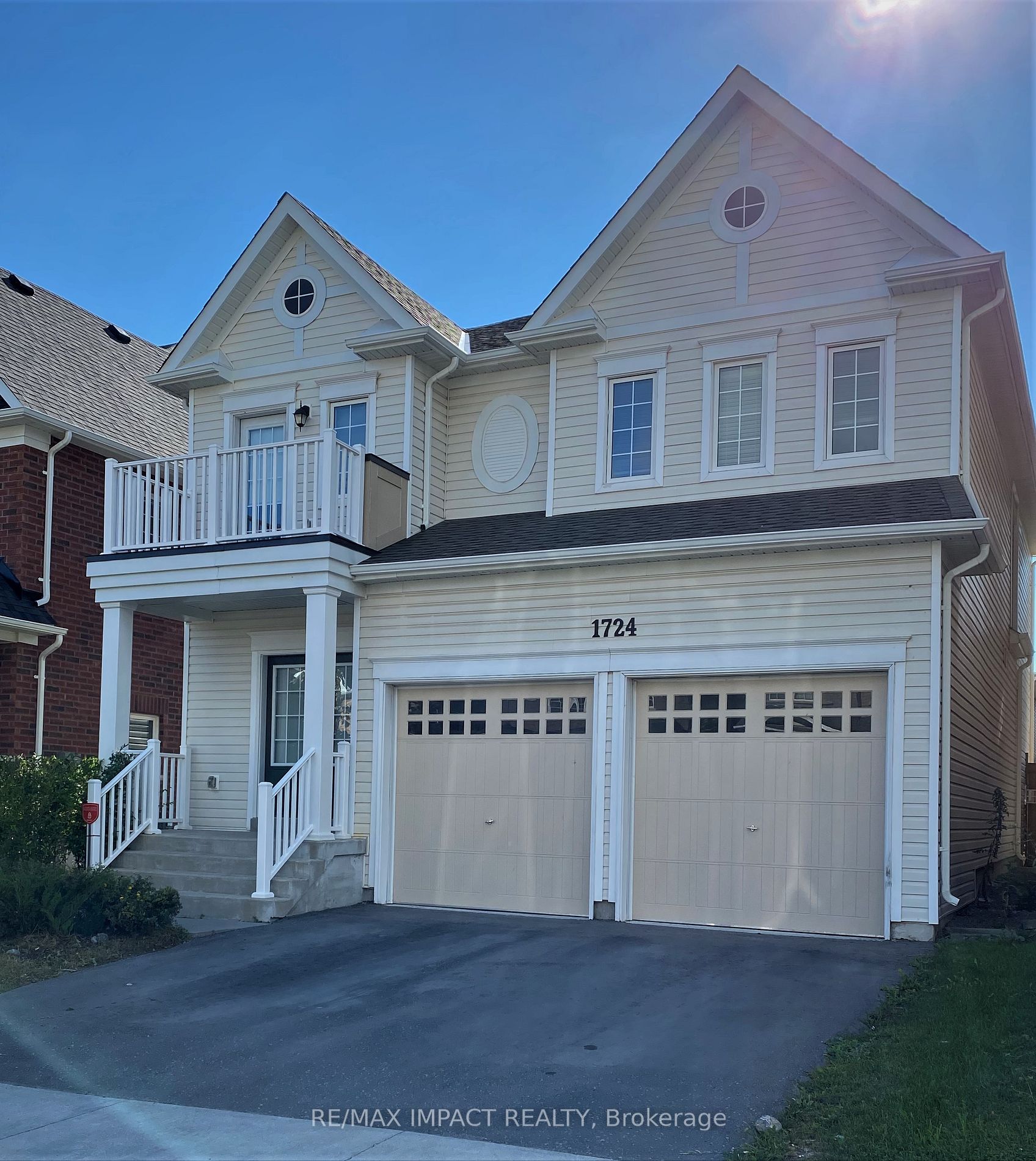 1724 Douglas Langtree Dr, Oshawa, Ontario, Taunton