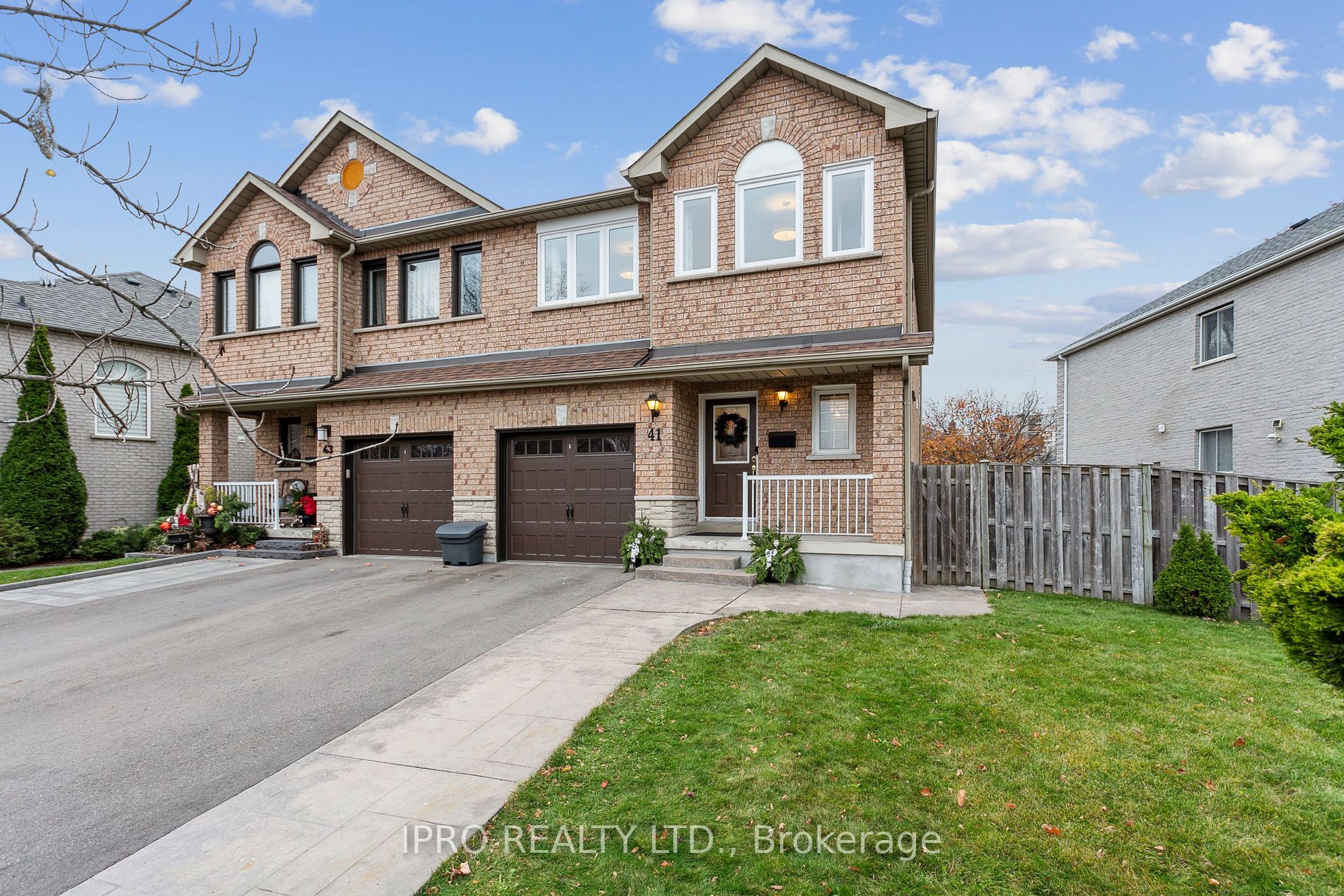 41 Katrina Crt, Toronto, Ontario, Rustic