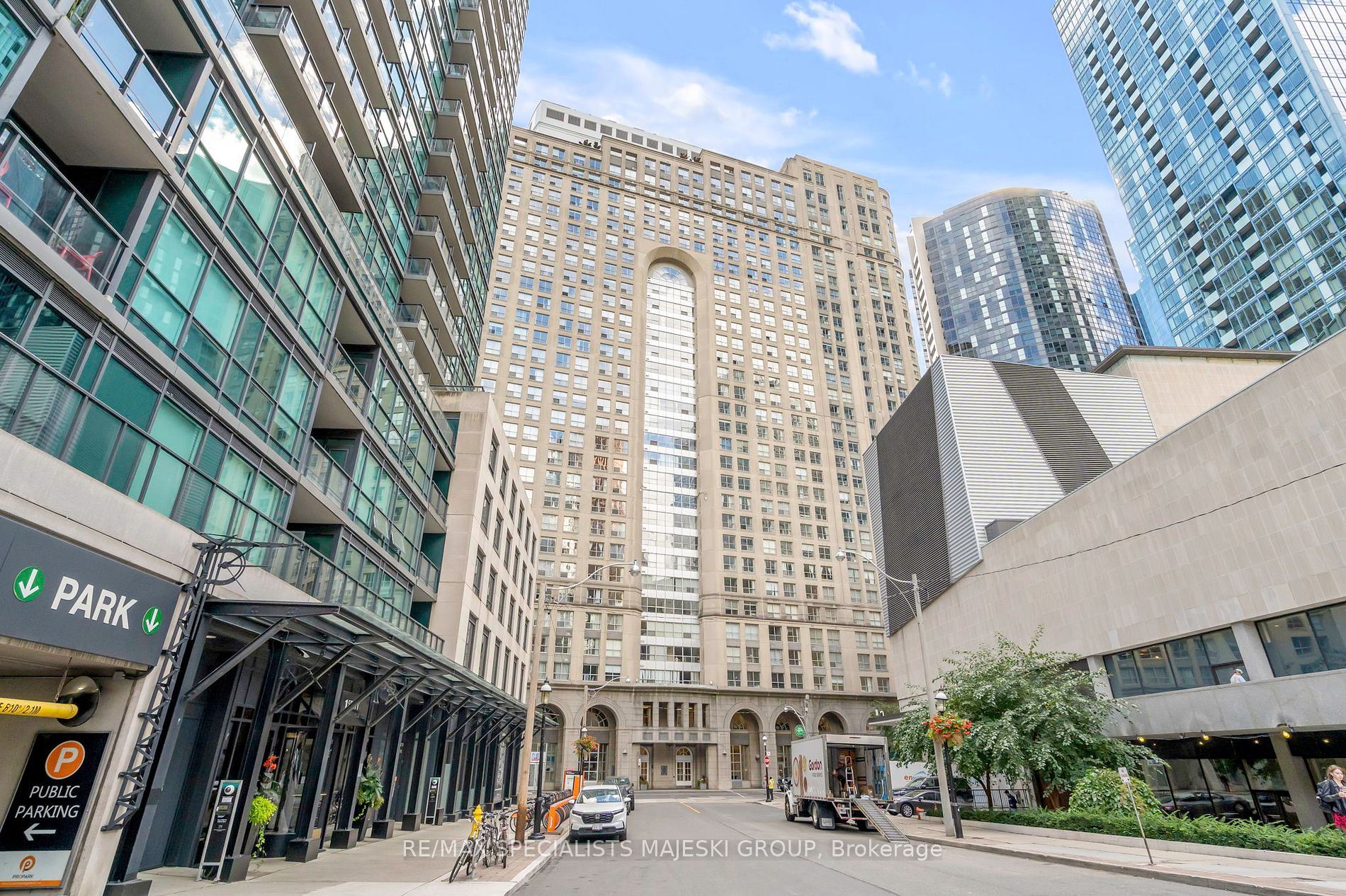 25 The Esplanade, Toronto, Ontario, Waterfront Communities C8