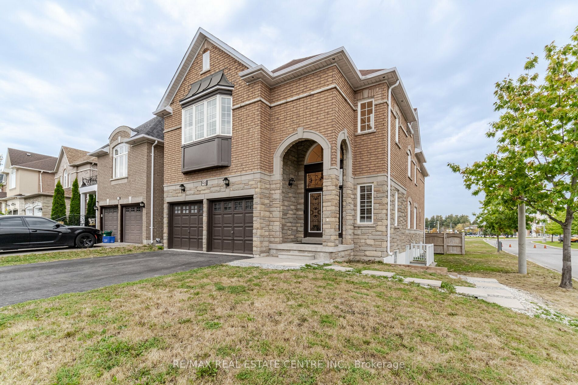 98 Ner Israel (Bsmt) Dr, Vaughan, Ontario, Patterson