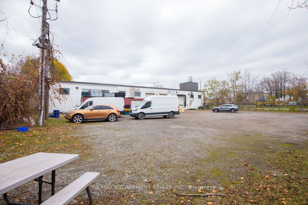 42 Niagara St, Hamilton, Ontario, Industrial Sector