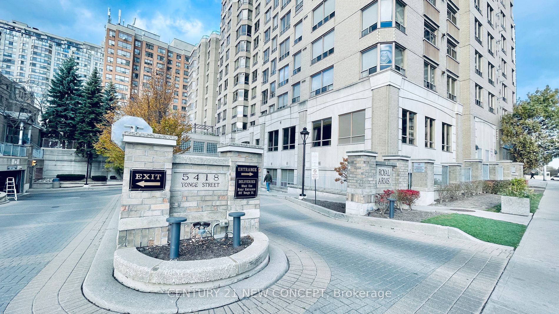 5418 Yonge St, Toronto, Ontario, Willowdale West