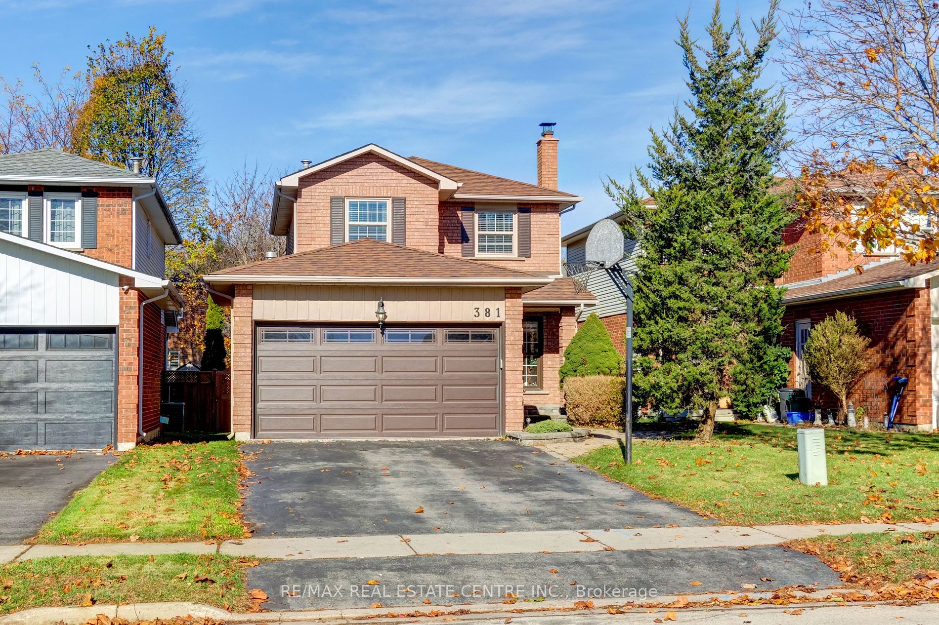 381 Pickering Cres, Newmarket, Ontario, Gorham-College Manor