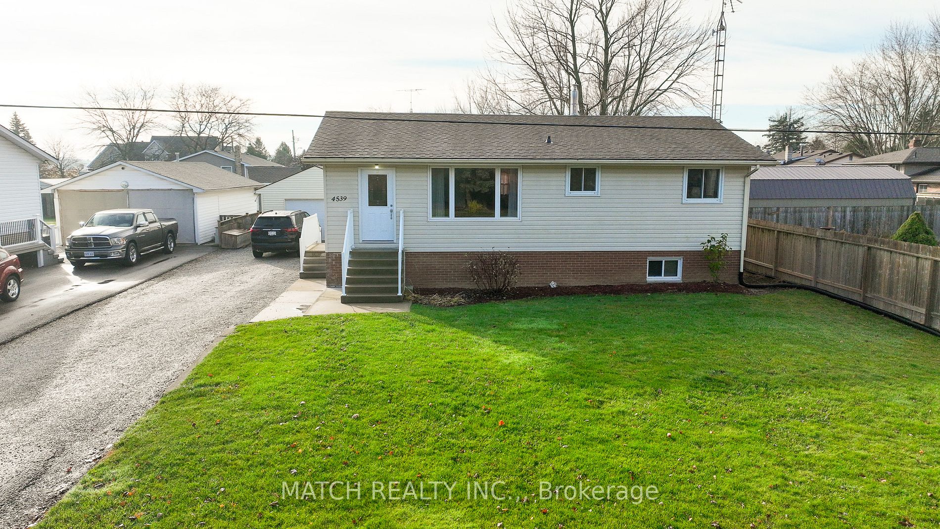 4539 Shamrock St, Enniskillen, Ontario, Enniskillen