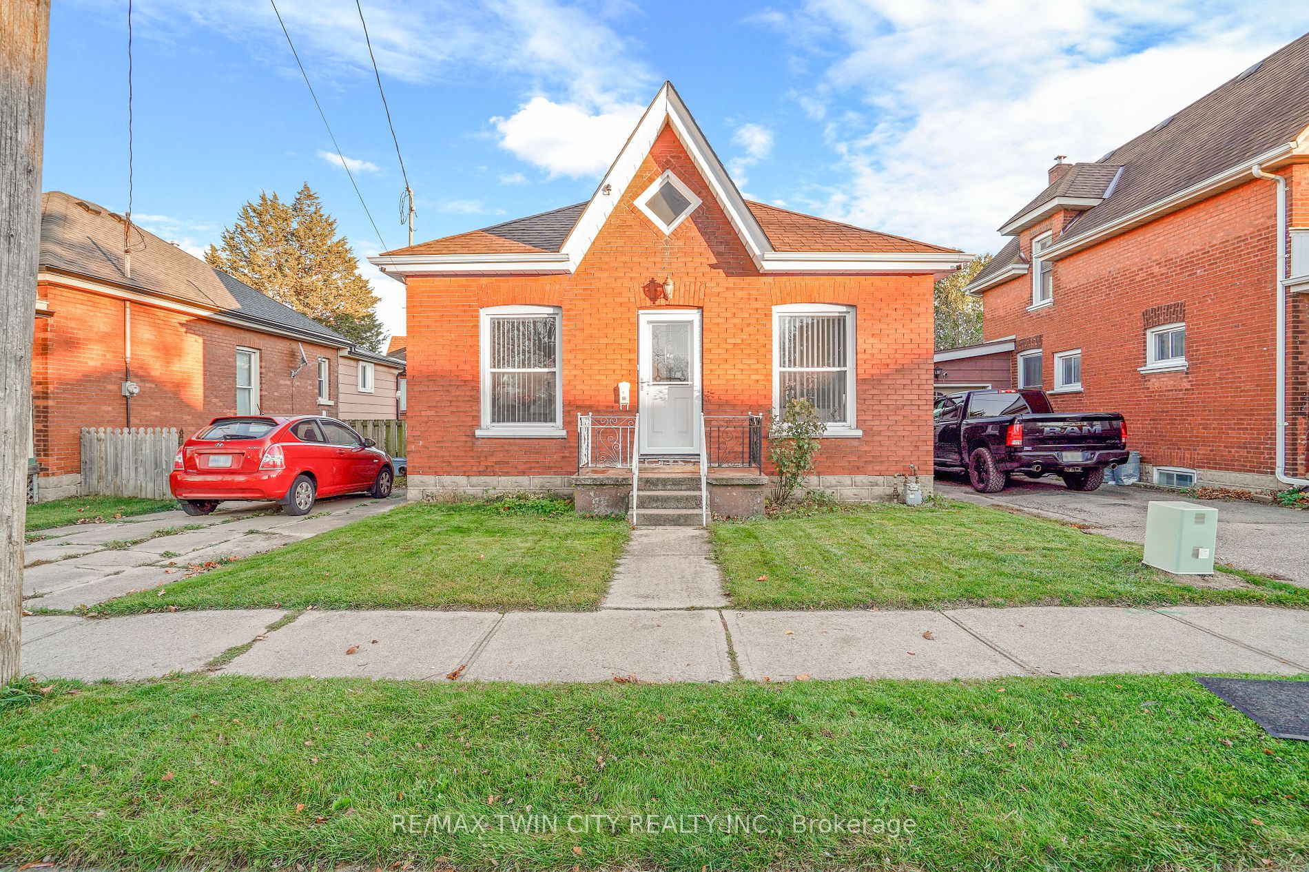 46 Bishop St, Brantford, Ontario, 