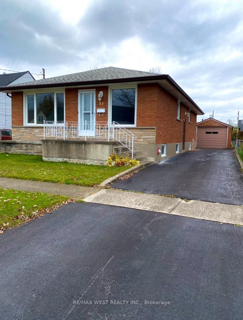 43 Mary St, Fort Erie, Ontario, 332 - Central