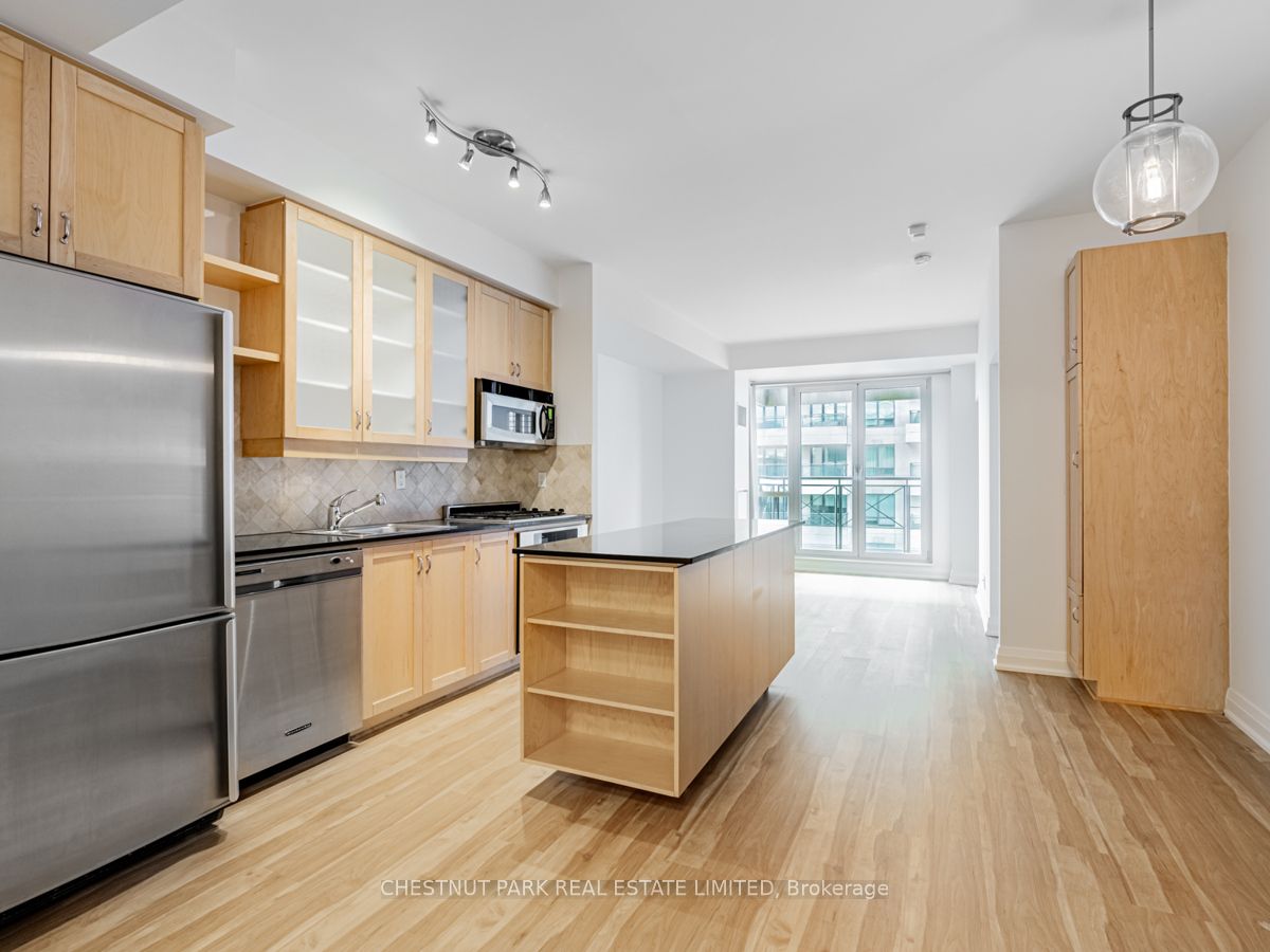 20 Scrivener Sq, Toronto, Ontario, Rosedale-Moore Park