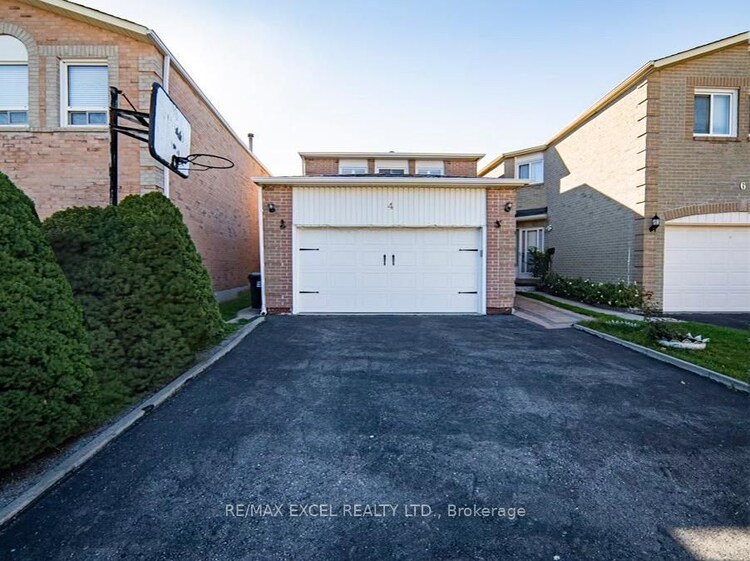 4 Flatwoods Dr, Toronto, Ontario, Milliken