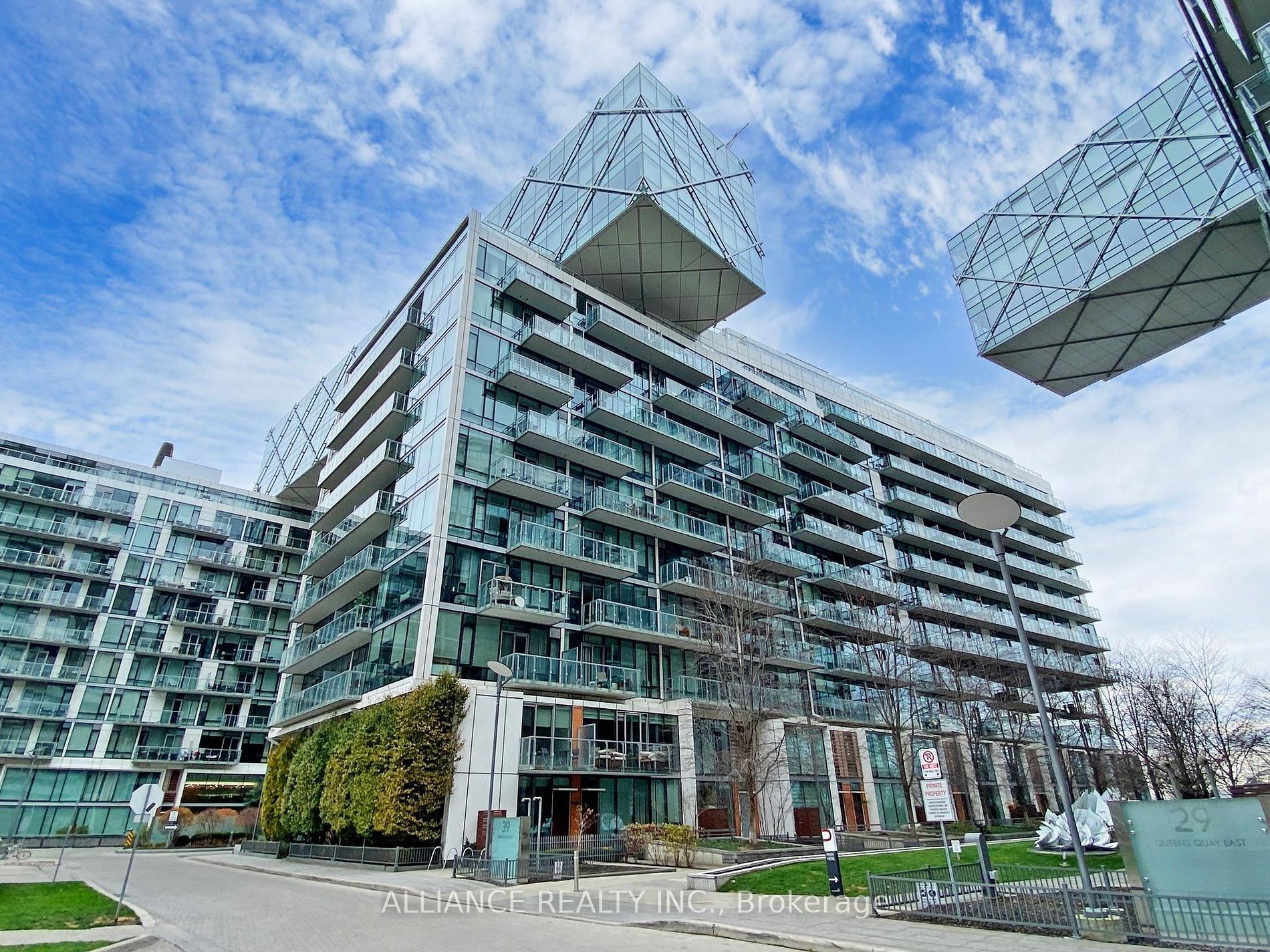 39 Queens Quay E, Toronto, Ontario, Waterfront Communities C1