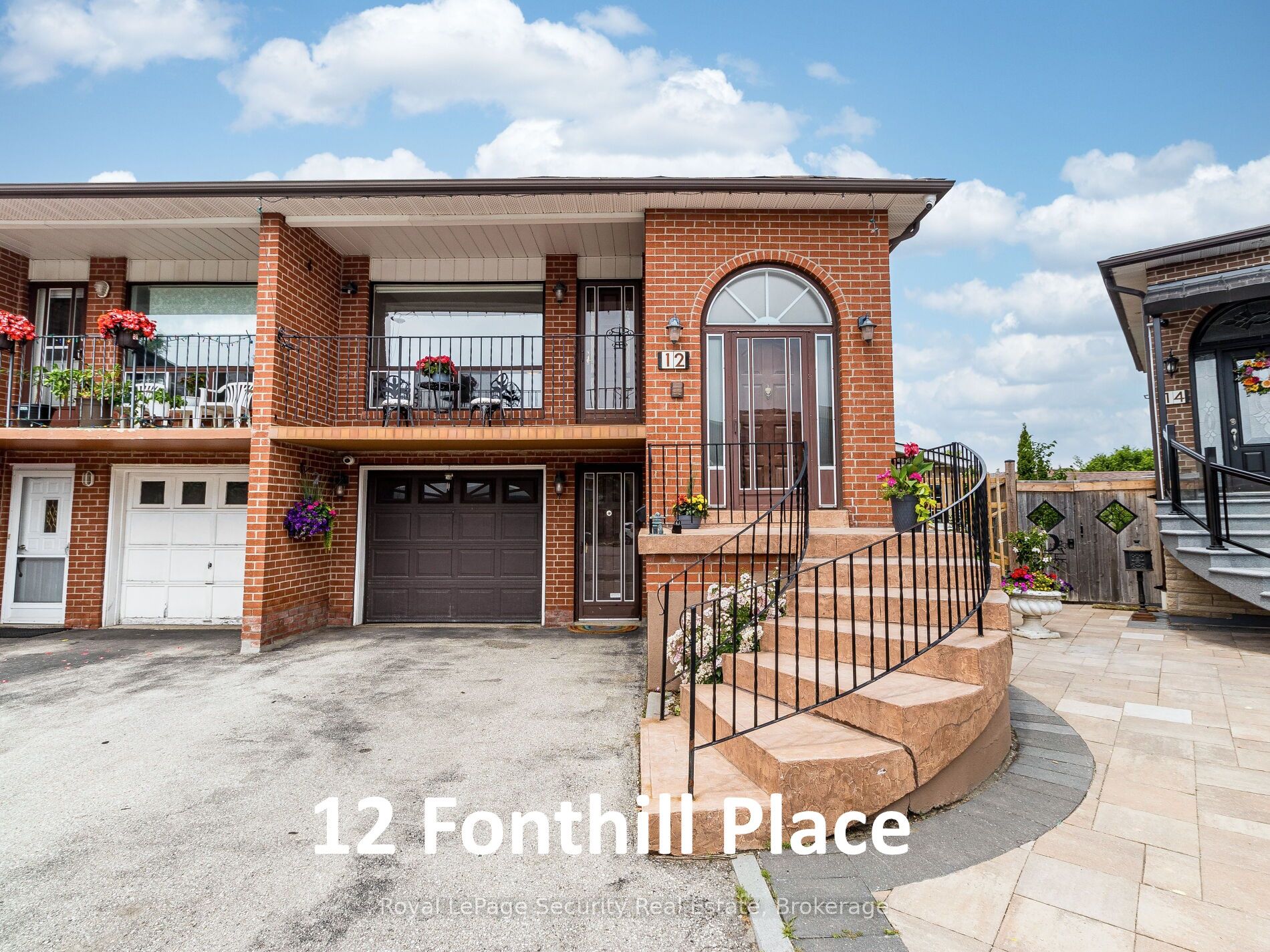 12 Fonthill Pl, Toronto, Ontario, York University Heights