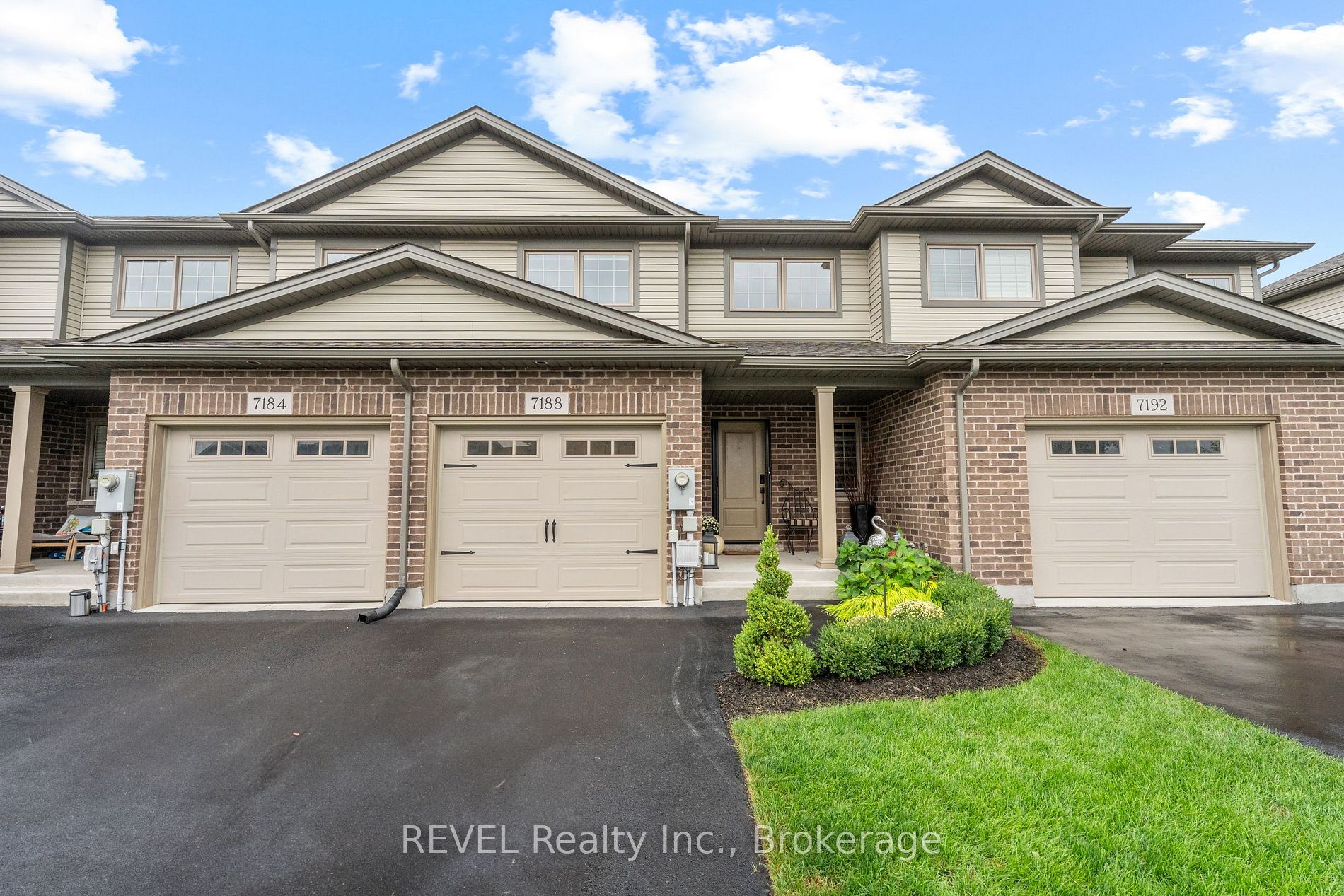 7188 Stacey Dr, Niagara Falls, Ontario, 