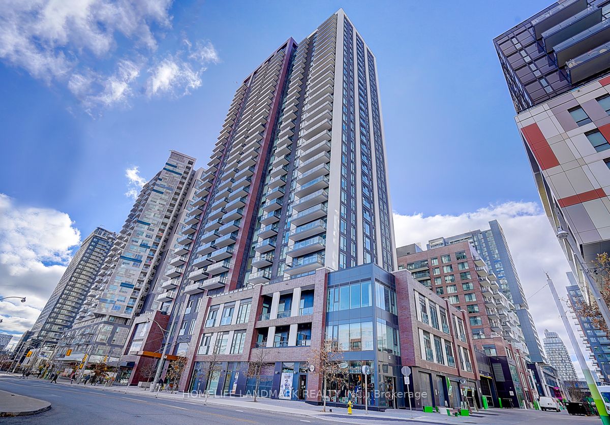 130 River St, Toronto, Ontario, Regent Park