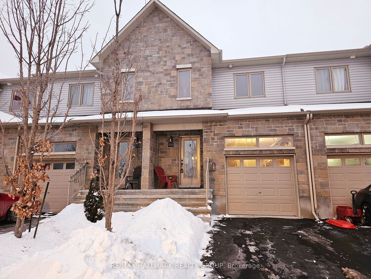 225 King St, Carleton Place, Ontario, 909 - Carleton Place