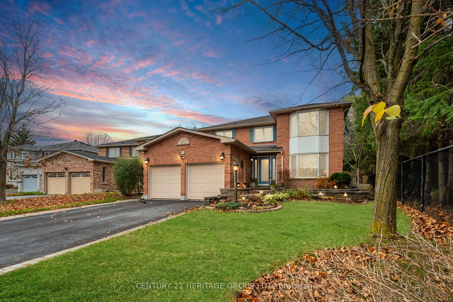 742 Leslie Valley Dr, Newmarket, Ontario, Huron Heights-Leslie Valley