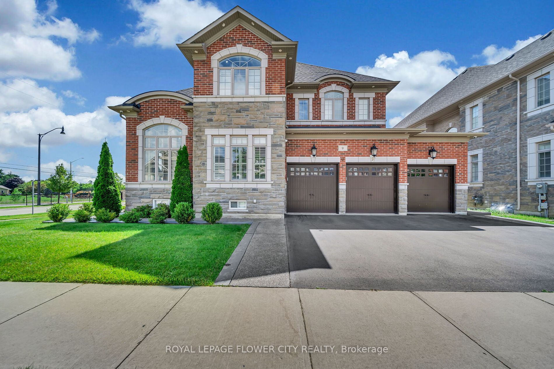 9 Balloon Cres, Brampton, Ontario, Toronto Gore Rural Estate