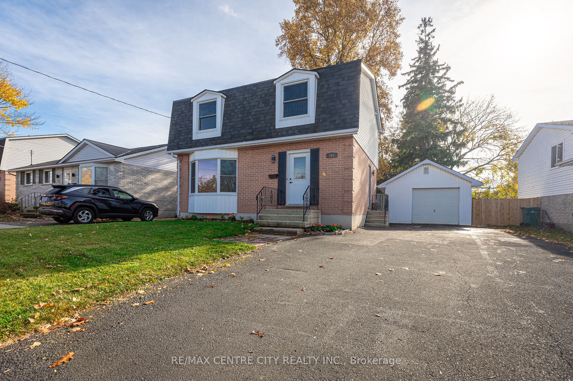 565 Elm St, St. Thomas, Ontario, SE