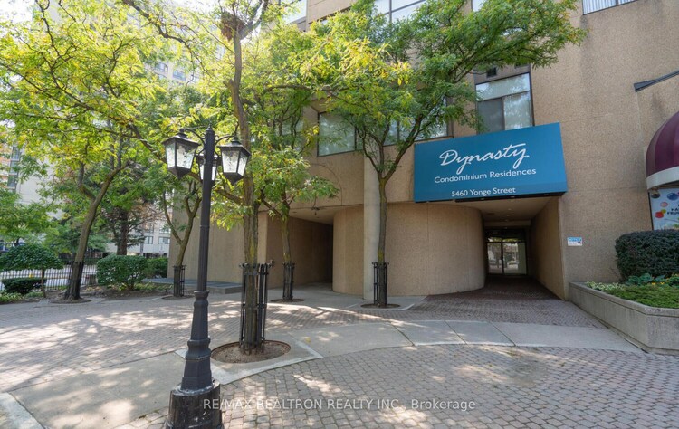 5460 Yonge St, Toronto, Ontario, Willowdale West