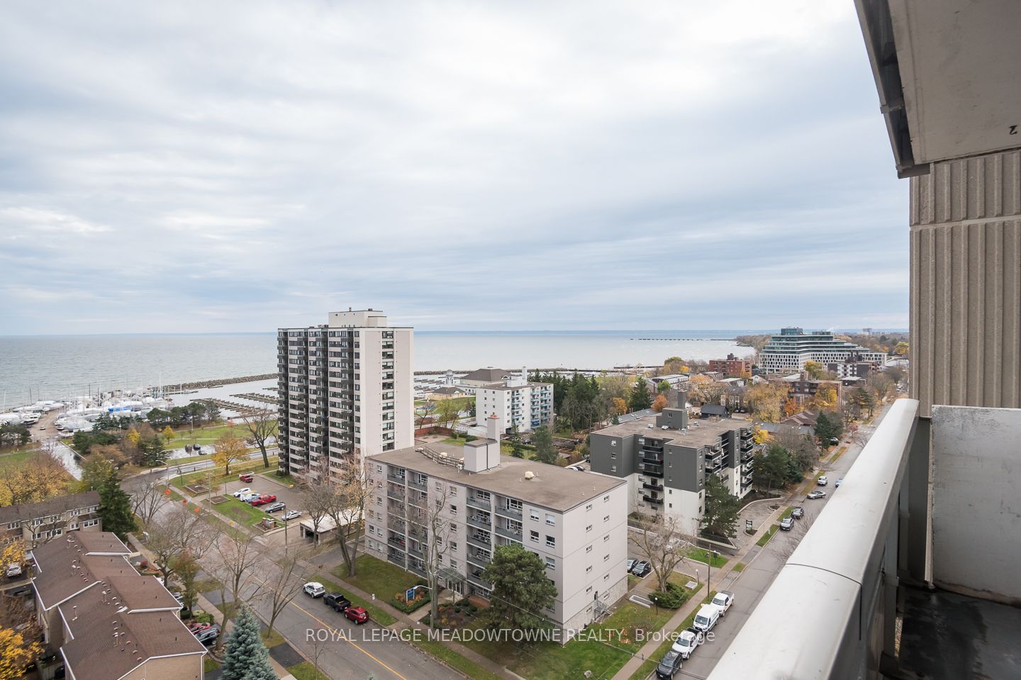 2263 MARINE Dr, Oakville, Ontario, Bronte West