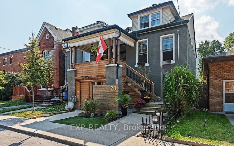 28 Grove St, Hamilton, Ontario, Corktown