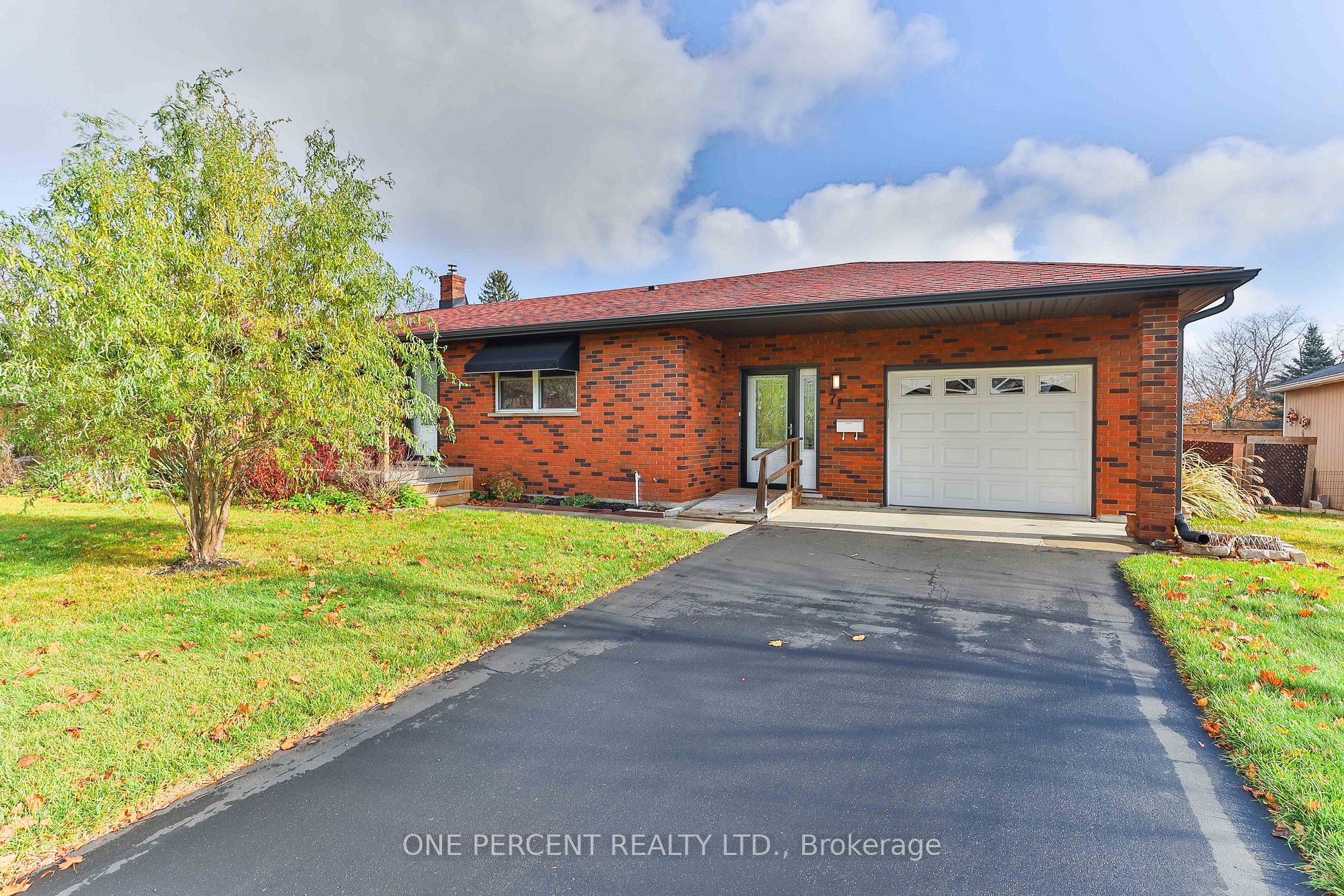 71 Lee Ave, Norfolk, Ontario, Simcoe