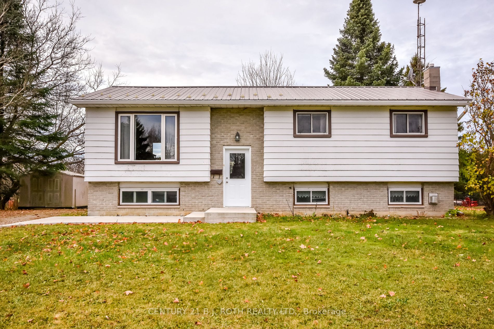 14 Preston St, Oro-Medonte, Ontario, Warminister