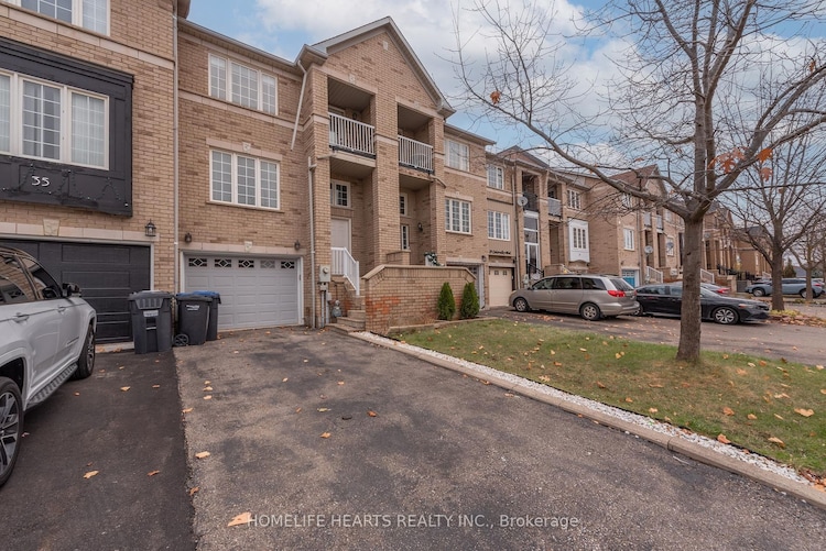 33 Cedarvalley Blvd, Brampton, Ontario, Northwest Sandalwood Parkway