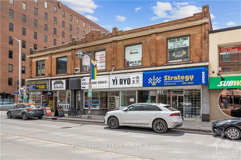 252 BANK St, Ottawa Centre, Ontario, 4102 - Ottawa Centre