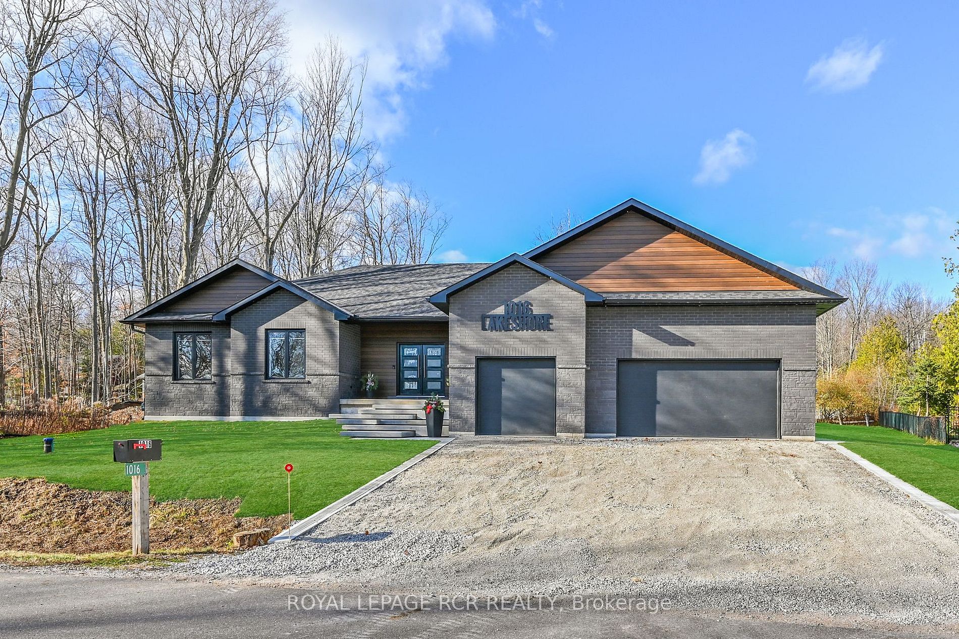 1016 Lakeshore Dr N, Oro-Medonte, Ontario, Hawkestone