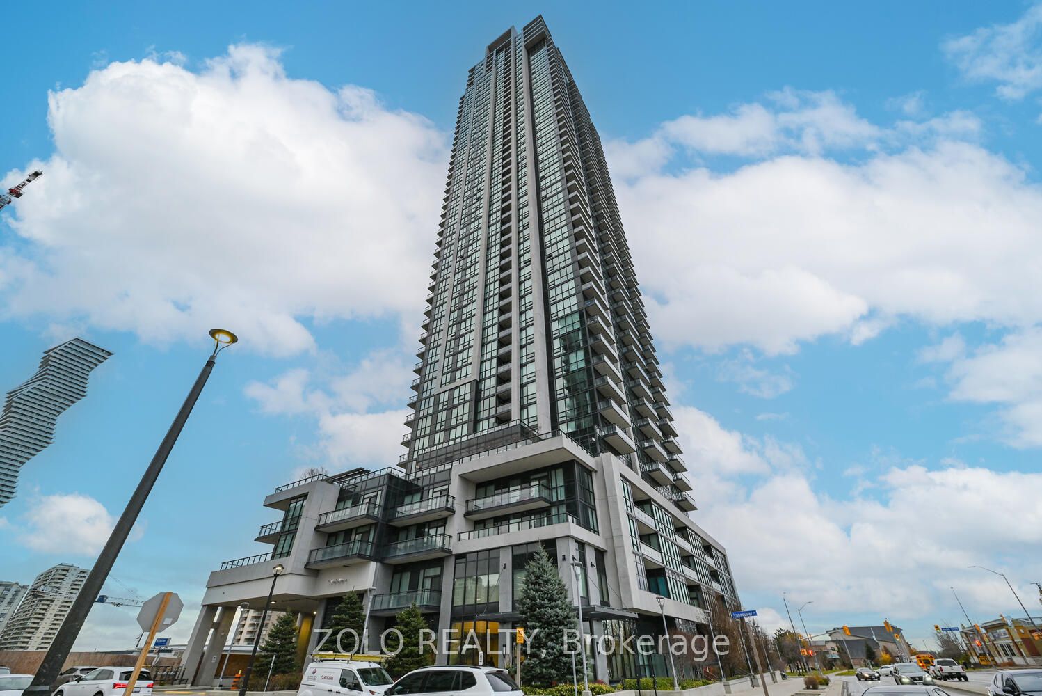 3975 Grand Park Dr W, Mississauga, Ontario, City Centre