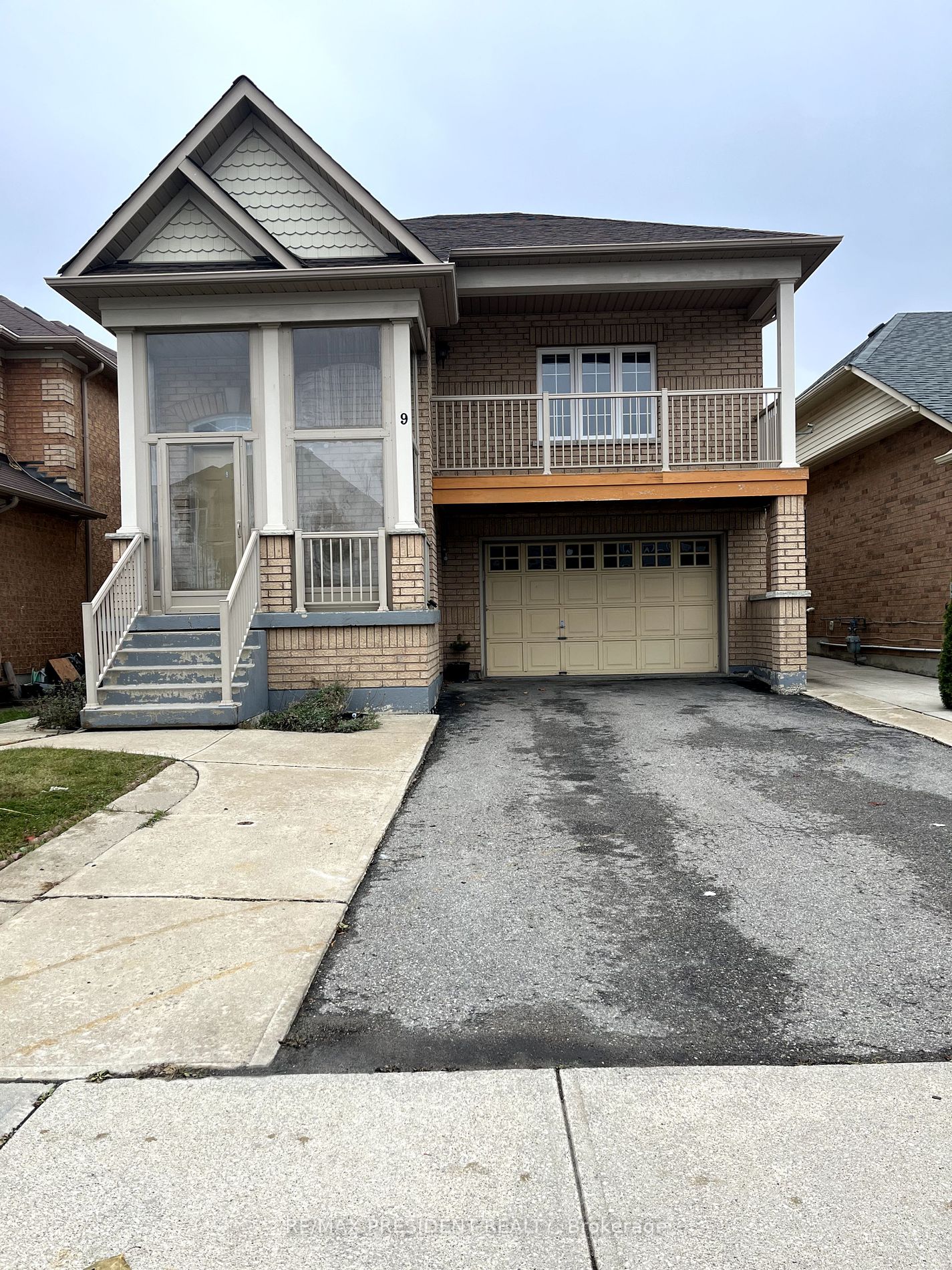 9 Denim Dr, Brampton, Ontario, Bram East