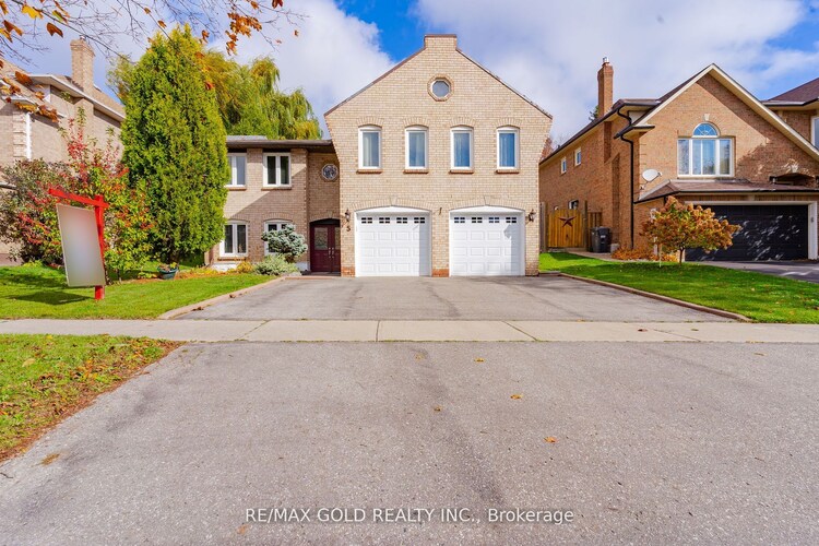 5 Hacienda Crt, Brampton, Ontario, Snelgrove