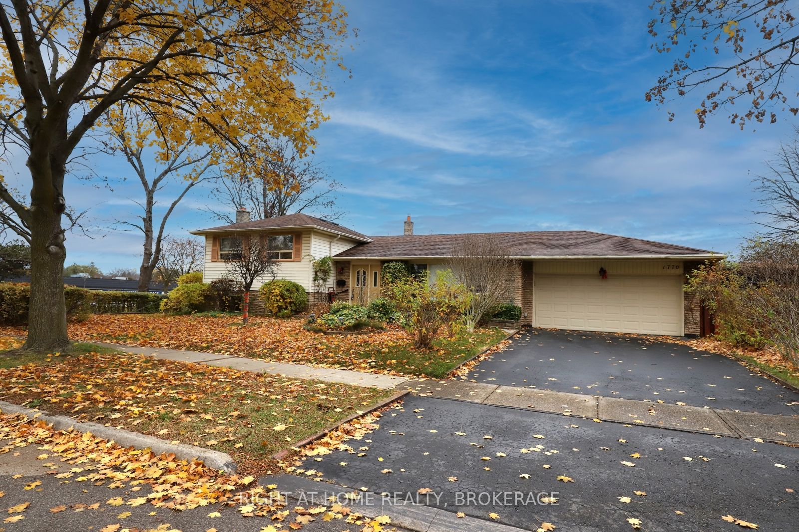 1770 Medallion Crt, Mississauga, Ontario, Clarkson