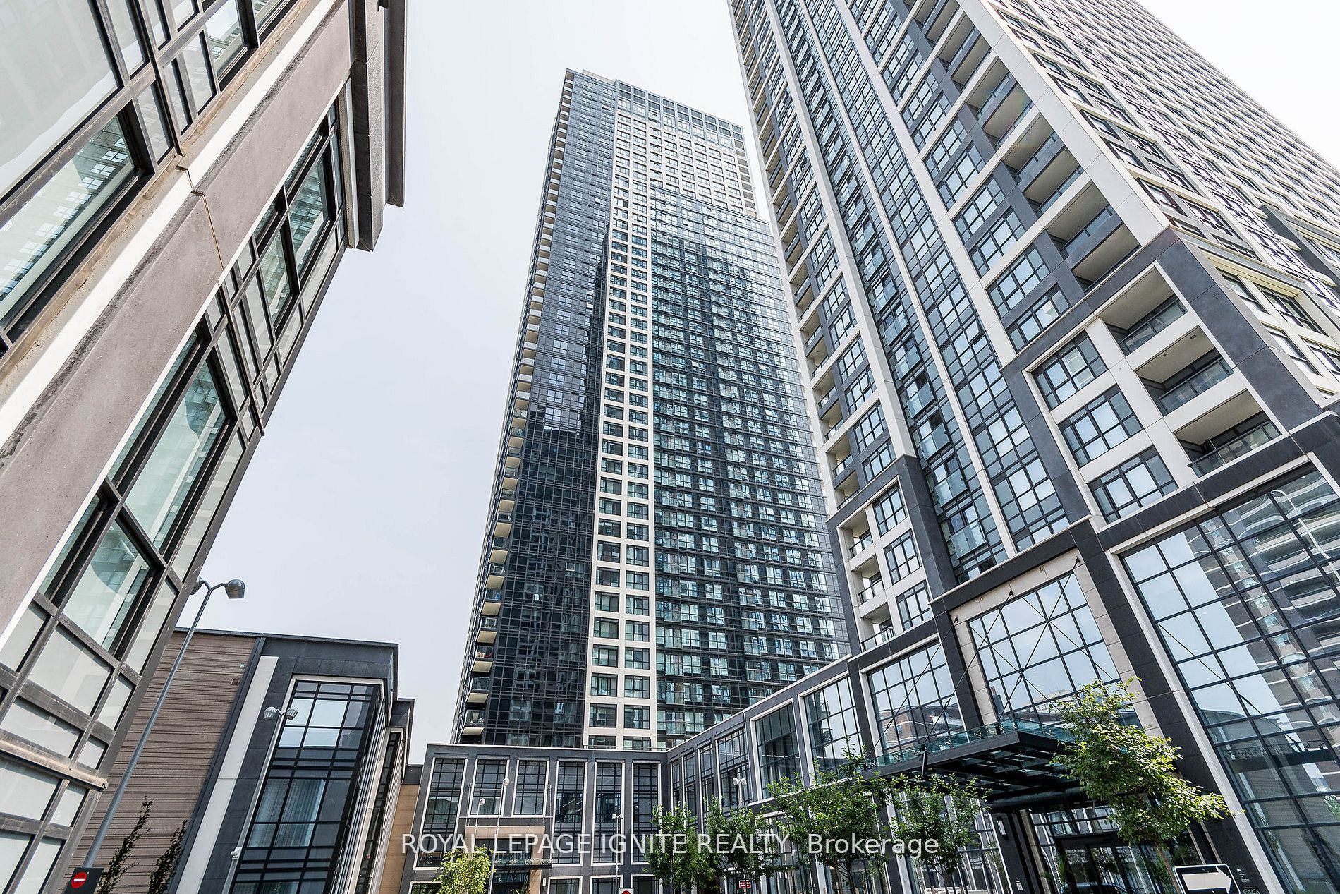 5 Mabelle Ave, Toronto, Ontario, Islington-City Centre West