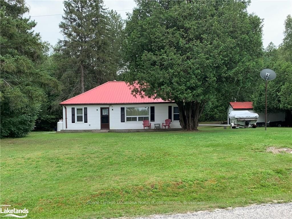 345 DOE LAKE RD Rd, Armour, Ontario, 