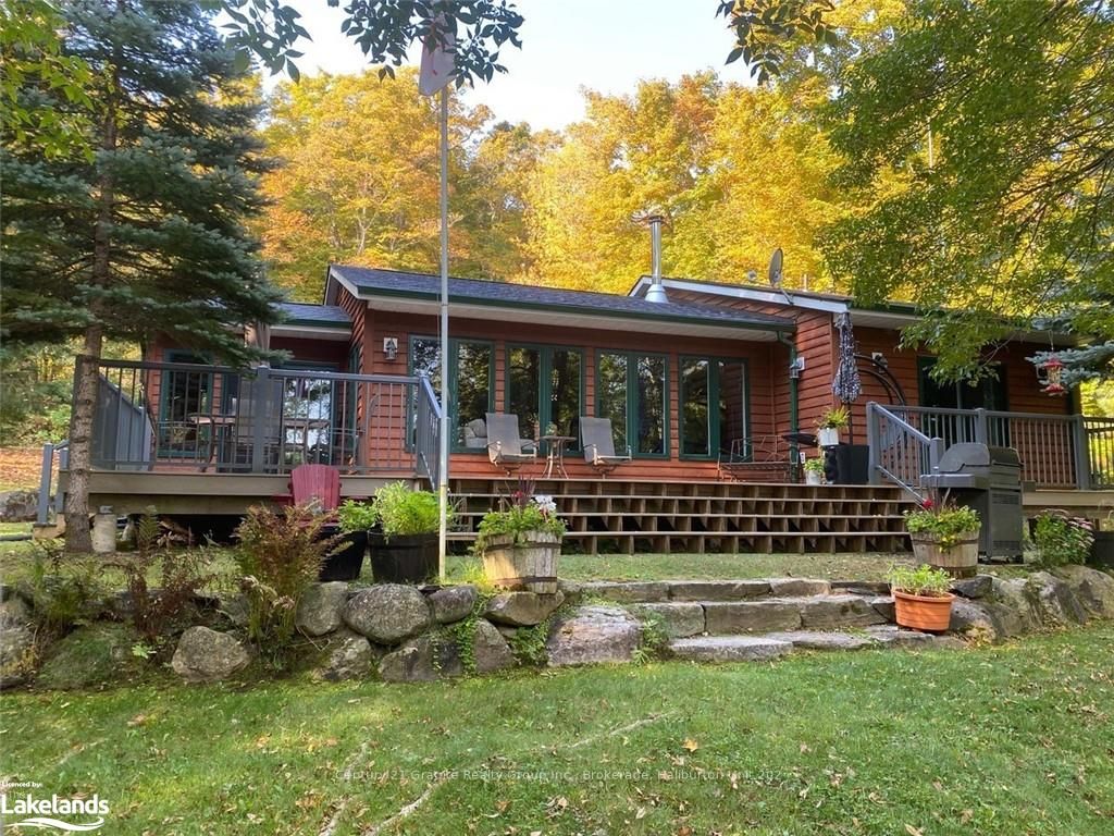 1052 NUTCRACKER Tr, Highlands East, Ontario, 