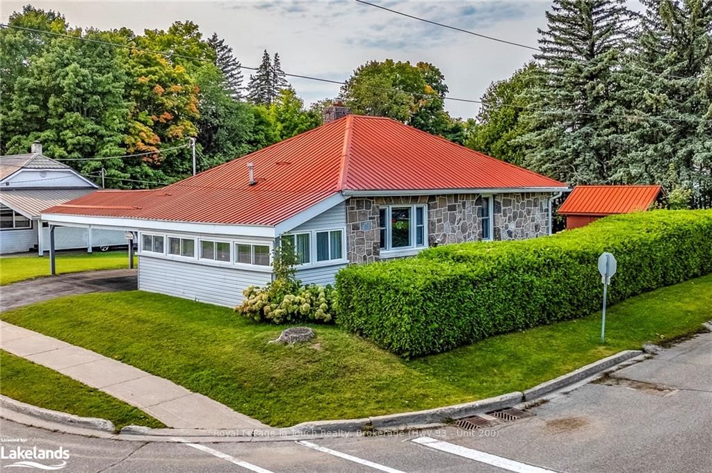 17 EDWARD St, Penetanguishene, Ontario, Penetanguishene