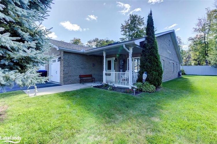 41 MEADOW Lane, Wasaga Beach, Ontario, Wasaga Beach