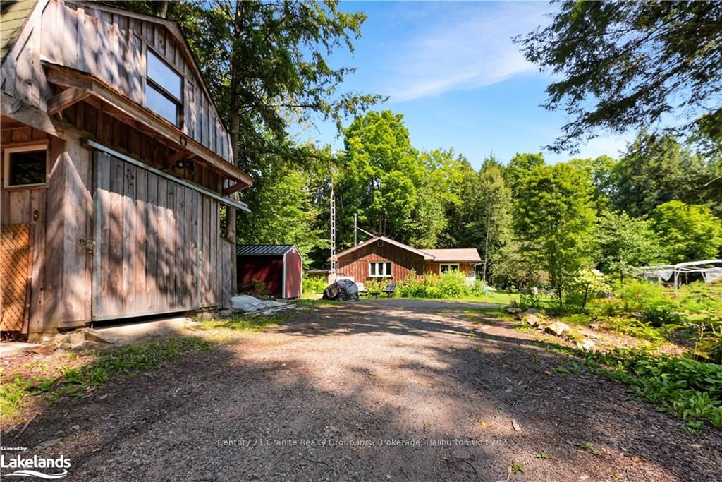 1842 BUCKSLIDE Rd, Algonquin Highlands, Ontario, 