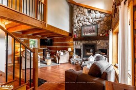 18 Port Vernon Lane, Muskoka, ON , MLS #X12440087 , Image - 1