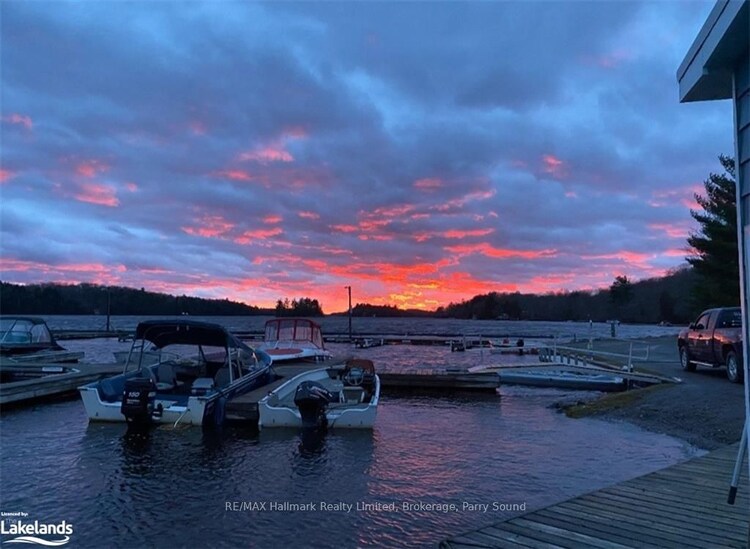 317 HEALEY LAKE ROAD, The Archipelago, Ontario, 