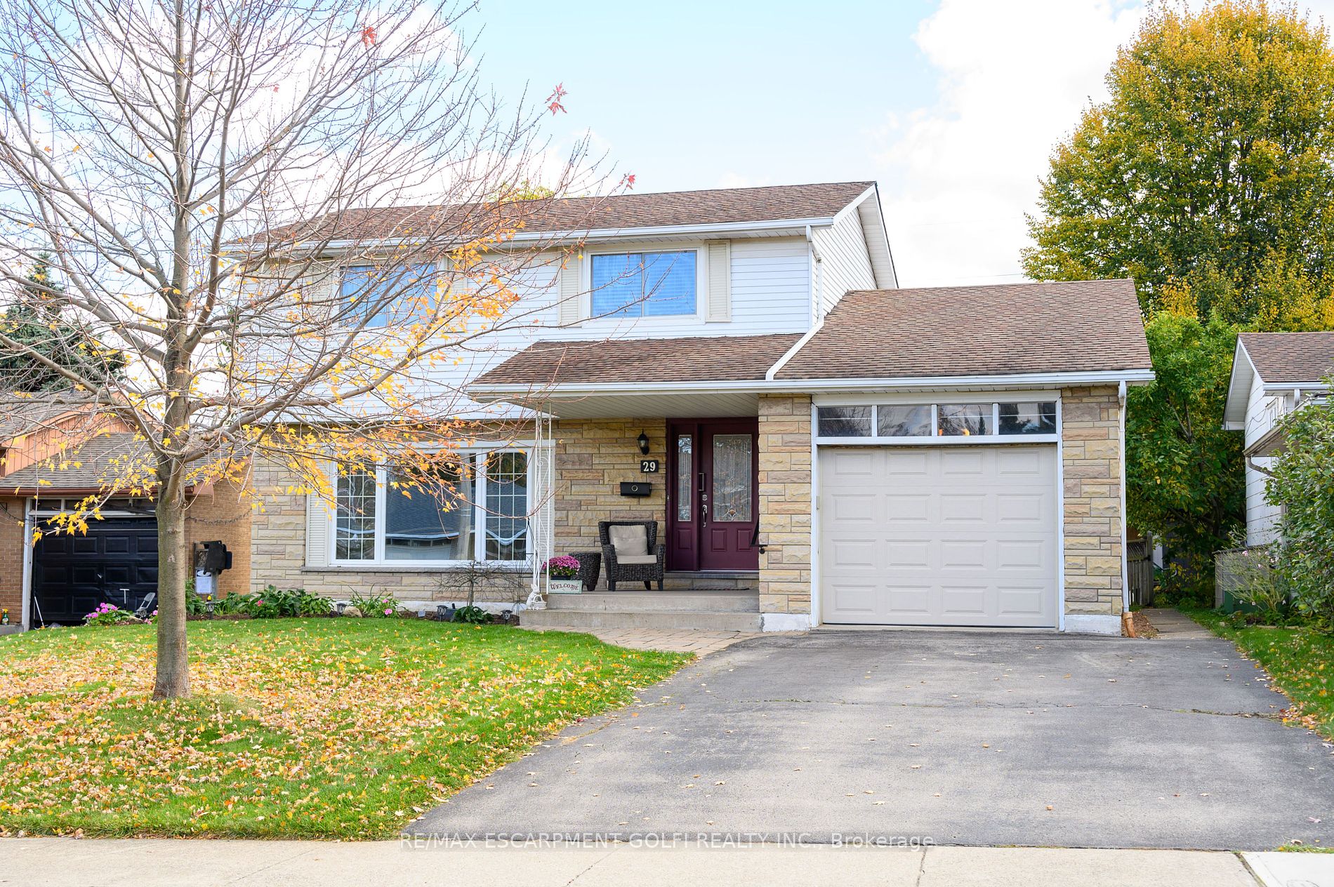 29 Sarasota Ave, Hamilton, Ontario, Rolston